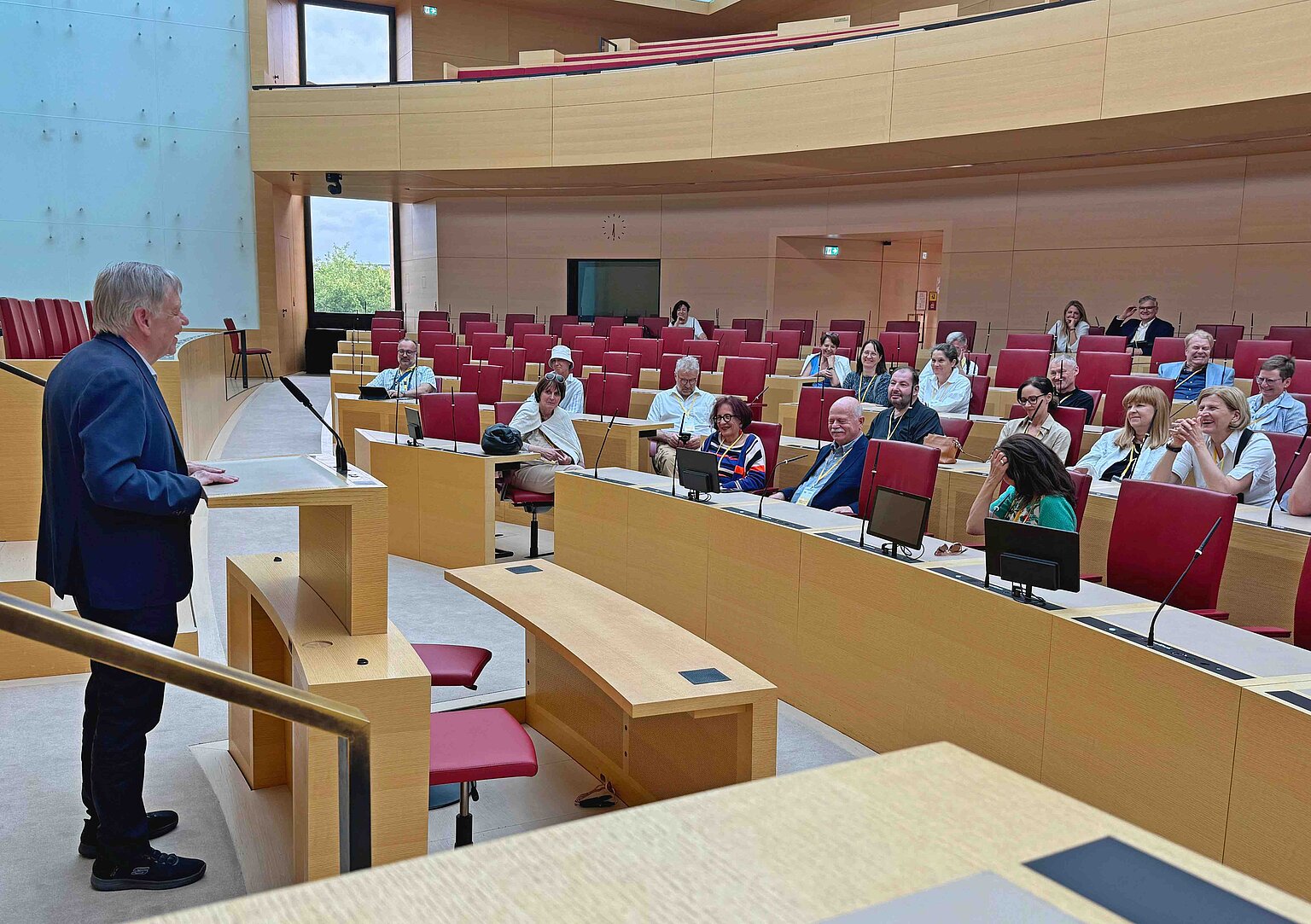 – Foto: Volker Figura – Karl Freller in der Sitzung mit den BJV-Kolleg*innen